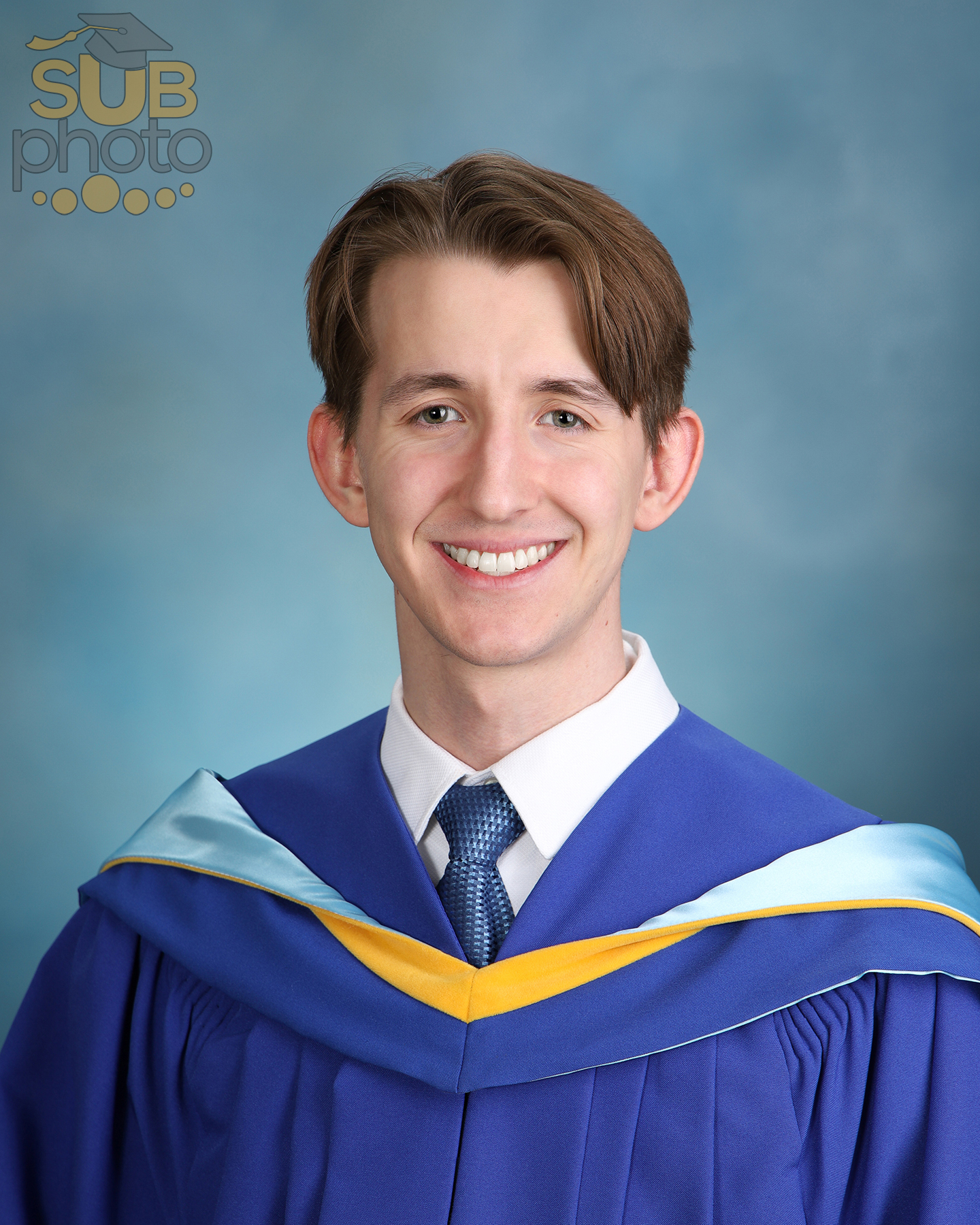 Sample grad photo - NAIT University graduation photography
